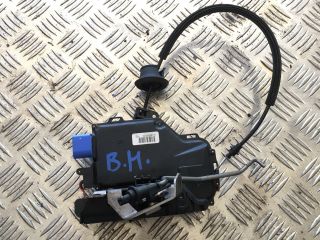 bontott AUDI A8 Bal hátsó Ajtózár