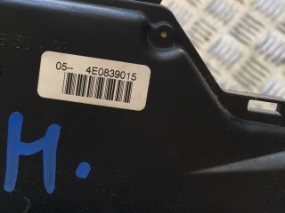 bontott AUDI A8 Bal hátsó Ajtózár