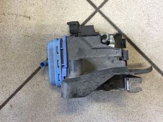 bontott AUDI A8 Bal hátsó Ajtózár