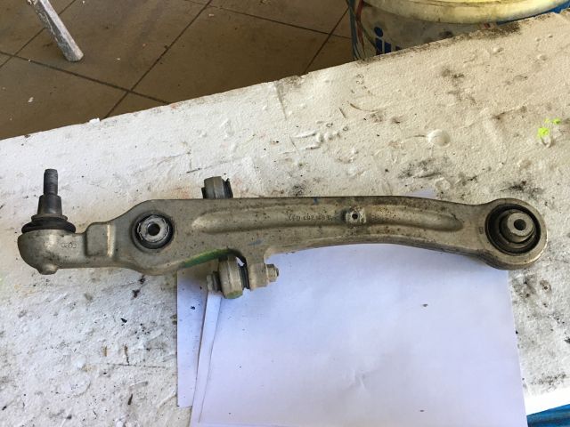 bontott AUDI A8 Bal hátsó Alsó Első Lengőkar