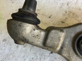 bontott AUDI A8 Bal hátsó Alsó Első Lengőkar