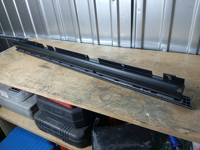 bontott AUDI A8 Bal hátsó Árnyékoló Roló