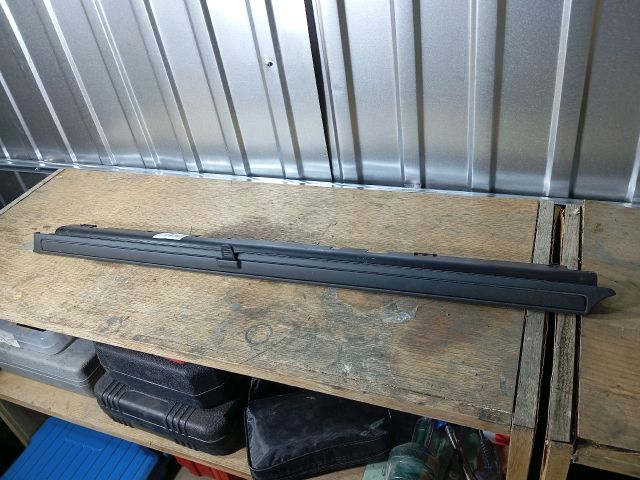 bontott AUDI A8 Bal hátsó Árnyékoló Roló