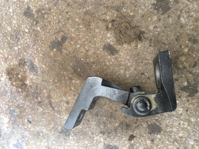 bontott AUDI A8 Bal hátsó Felső Zsanér