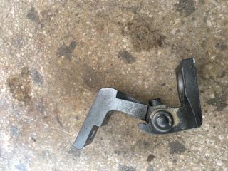 bontott AUDI A8 Bal hátsó Felső Zsanér