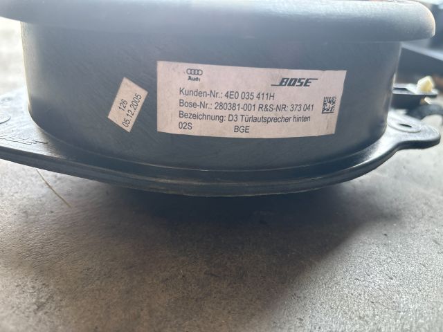 bontott AUDI A8 Bal hátsó Hangszóró