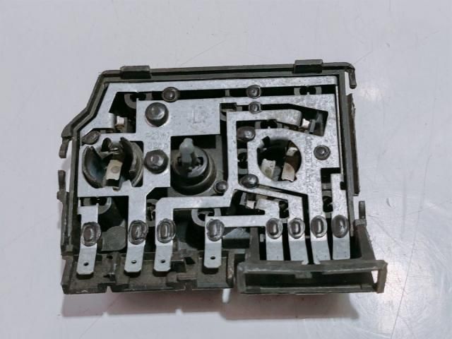 bontott AUDI A8 Bal Hátsó Lámpa Foglalat
