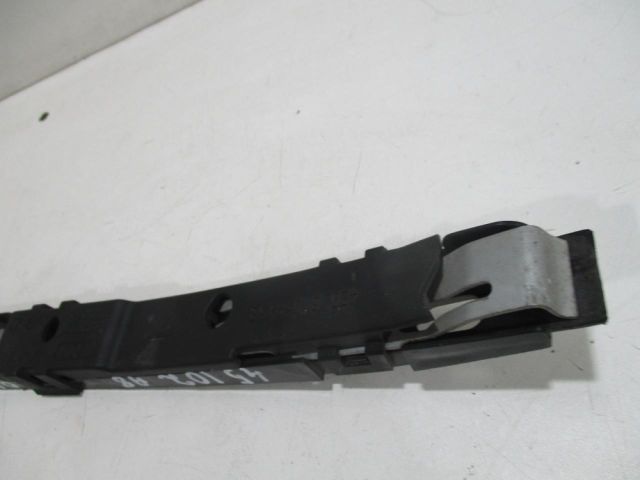 bontott AUDI A8 Bal hátsó Lökhárító Tartó (Műanyag)