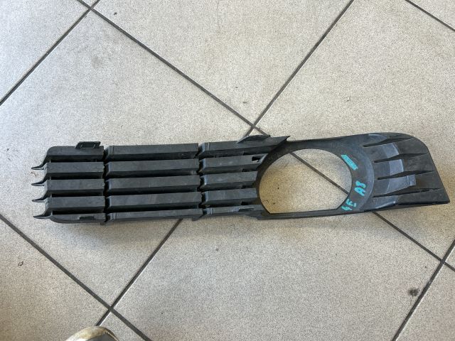 bontott AUDI A8 Bal Ködlámpa Rács