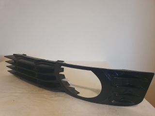 bontott AUDI A8 Bal Ködlámpa Rács