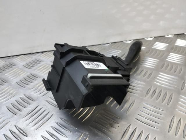 bontott AUDI A8 Bal Kormánykapcsoló Irányjelző