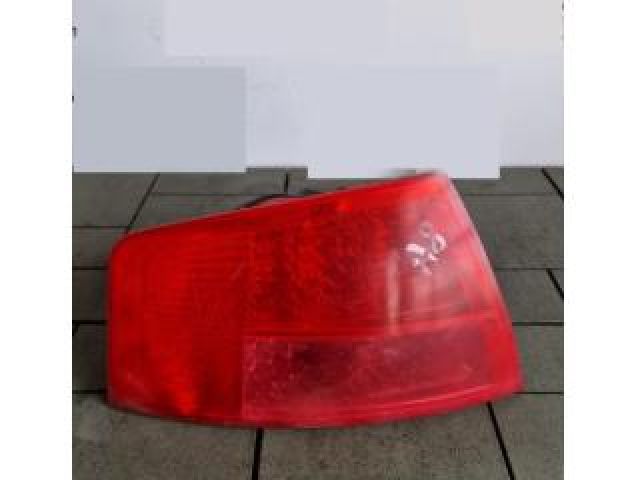 bontott AUDI A8 Bal Külső Hátsó Lámpa
