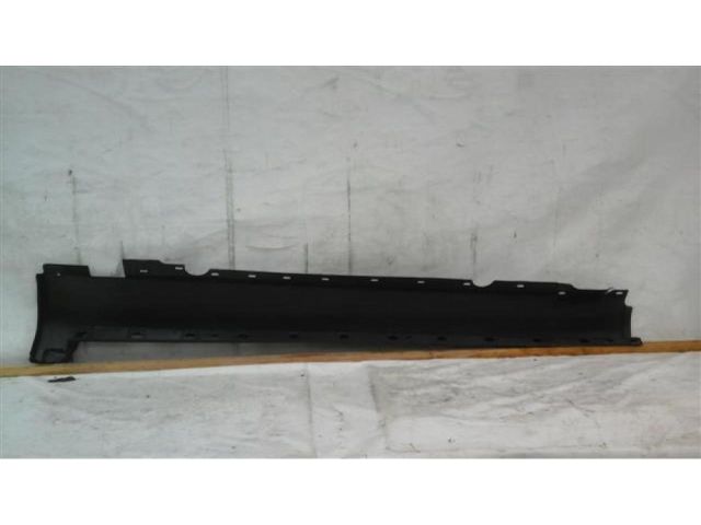 bontott AUDI A8 Bal Küszöb Légterelő