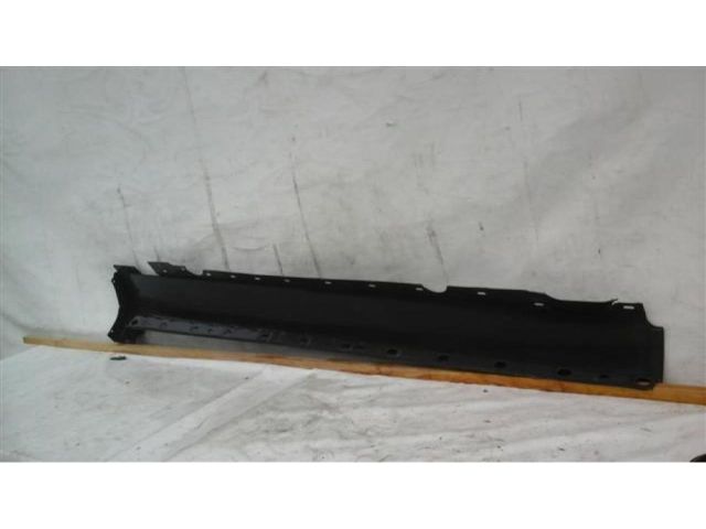 bontott AUDI A8 Bal Küszöb Légterelő