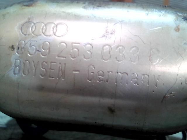 bontott AUDI A8 Bal Leömlő (V-Motor/Boxer)