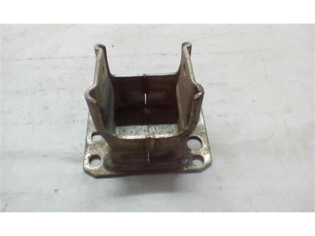 bontott AUDI A8 Bal Lökhárító Tartó Nyúlványvég