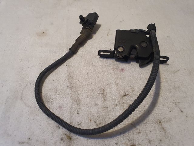 bontott AUDI A8 Bal Motorháztető Zárszerkezet