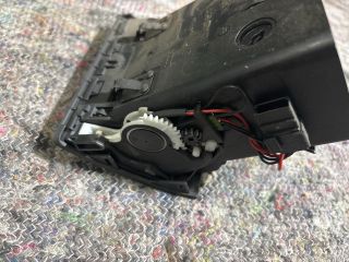 bontott AUDI A8 Bal Szellőző