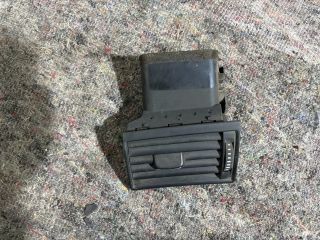 bontott AUDI A8 Bal Szellőző