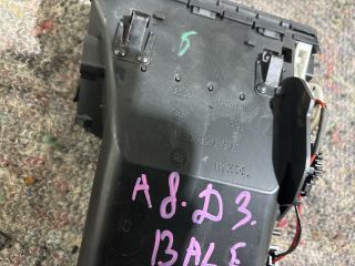 bontott AUDI A8 Bal Szellőző