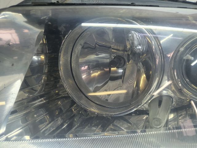 bontott AUDI A8 Bal Xenon Fényszóró