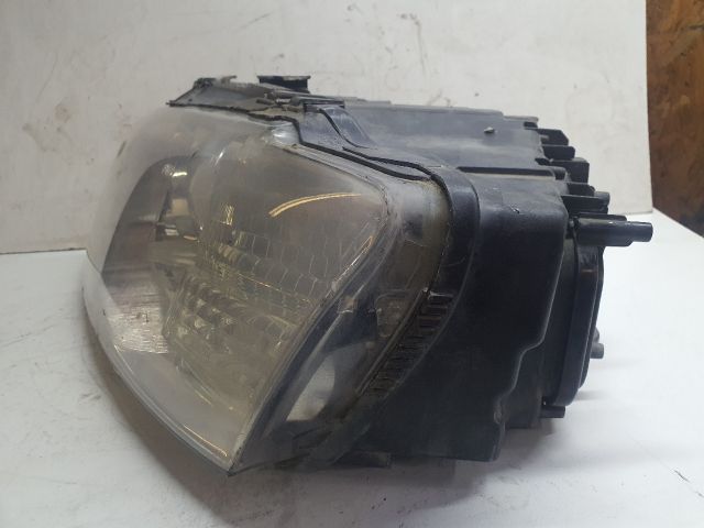 bontott AUDI A8 Bal Xenon Fényszóró