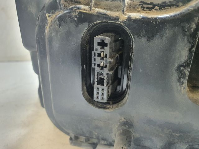 bontott AUDI A8 Bal Xenon Fényszóró