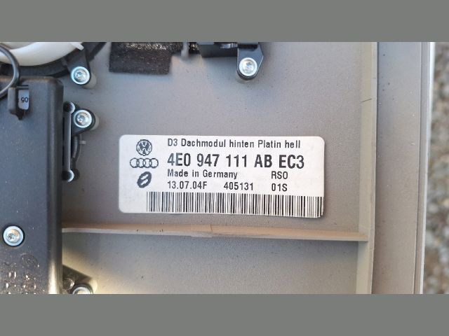 bontott AUDI A8 Belső Világítás Vezérlő Modul