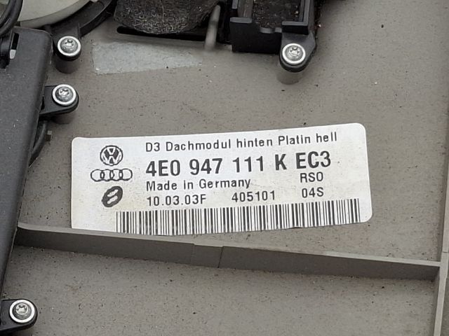 bontott AUDI A8 Beltér Világítás Első