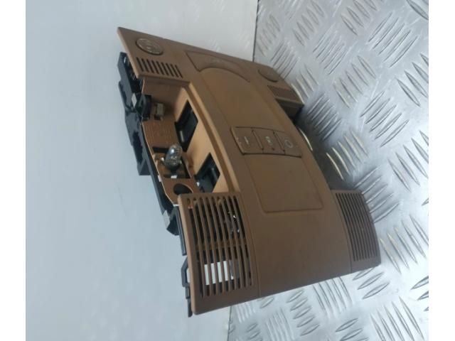 bontott AUDI A8 Beltér Világítás Első