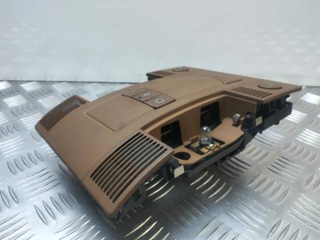 bontott AUDI A8 Beltér Világítás Első