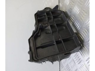 bontott AUDI A8 Biztosítéktábla Fedél