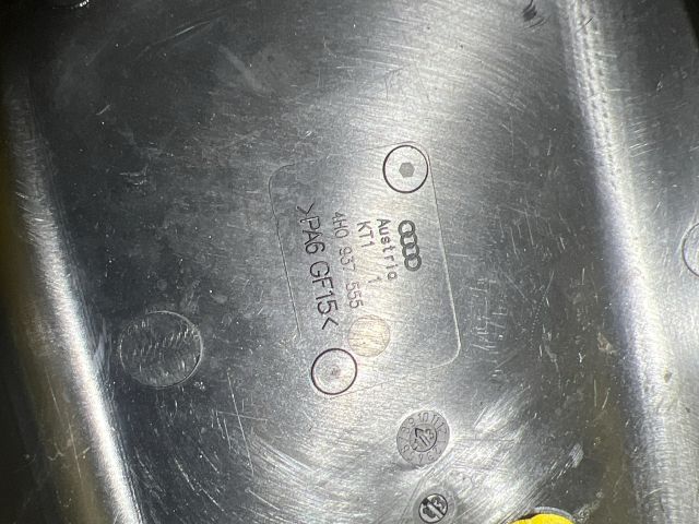 bontott AUDI A8 Biztosítéktábla Fedél