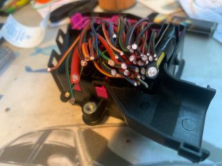 bontott AUDI A8 Biztosítéktábla Utastér