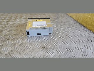 bontott AUDI A8 CD / DVD Tár