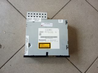 bontott AUDI A8 CD / DVD Tár