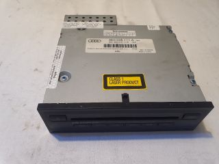 bontott AUDI A8 CD / DVD Tár