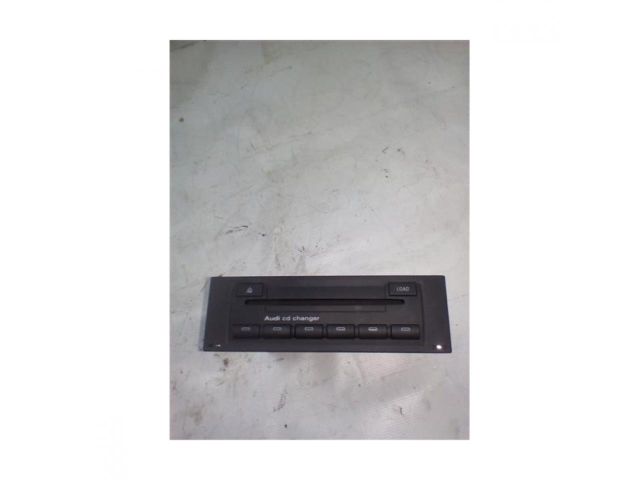 bontott AUDI A8 CD / DVD Tár