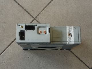 bontott AUDI A8 CD / DVD Tár