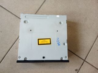 bontott AUDI A8 CD / DVD Tár