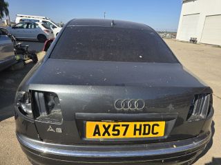 bontott AUDI A8 Csomagtérajtó (Üres lemez)