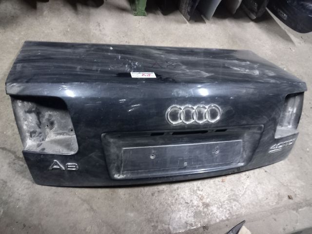 bontott AUDI A8 Csomagtérajtó (Üres lemez)