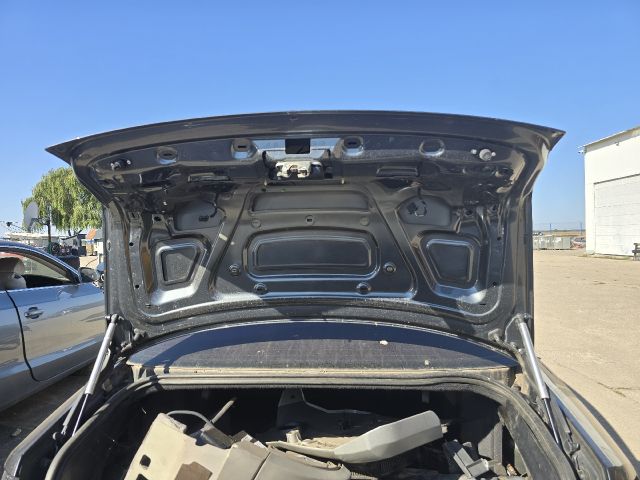 bontott AUDI A8 Csomagtérajtó (Üres lemez)