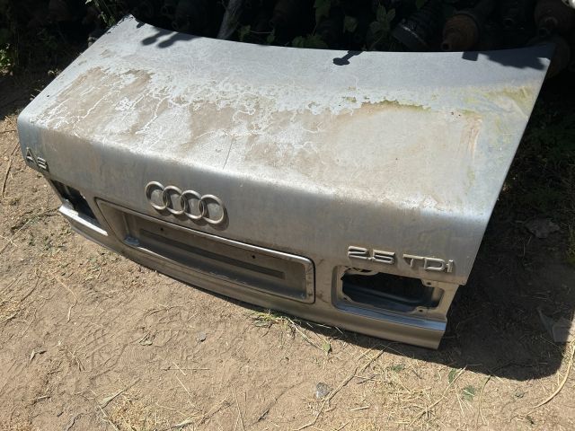 bontott AUDI A8 Csomagtérajtó (Üres lemez)