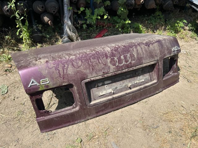 bontott AUDI A8 Csomagtérajtó (Üres lemez)