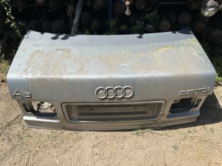 bontott AUDI A8 Csomagtérajtó (Üres lemez)