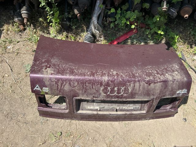 bontott AUDI A8 Csomagtérajtó (Üres lemez)