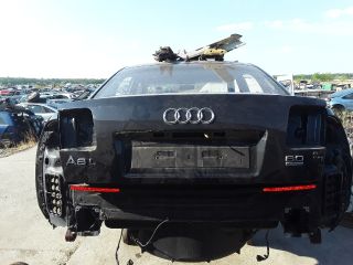 bontott AUDI A8 Csomagtérajtó (Üres lemez)