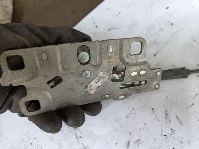 bontott AUDI A8 Csomagtérajtó Zárszerkezet