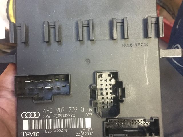 bontott AUDI A8 Elektronika (Magában)